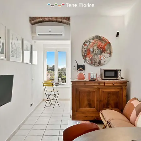 Poetry, Terre Marine Apartment *